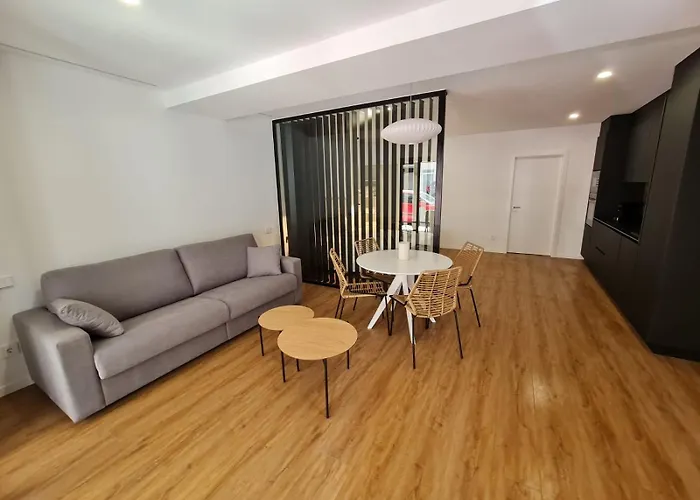 Διαμέρισμα Br Silgar Club *